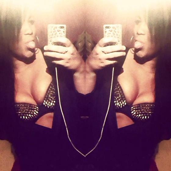 25P Busty Amatuer 55