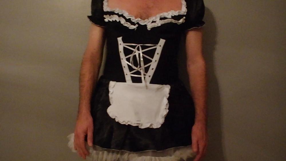 8P My hubby, my french maid. Mon mari, ma soubrette