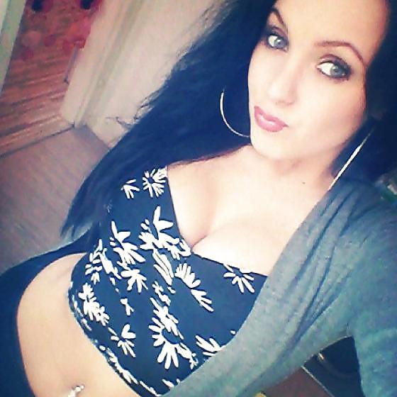 15P Busty Amatuer 57