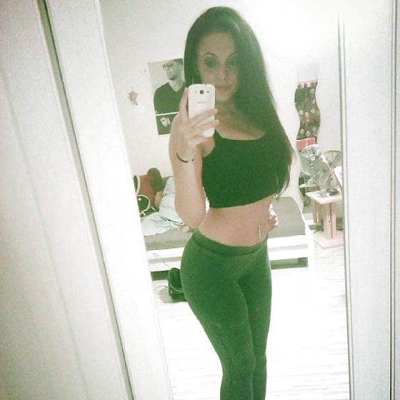 15P Busty Amatuer 57