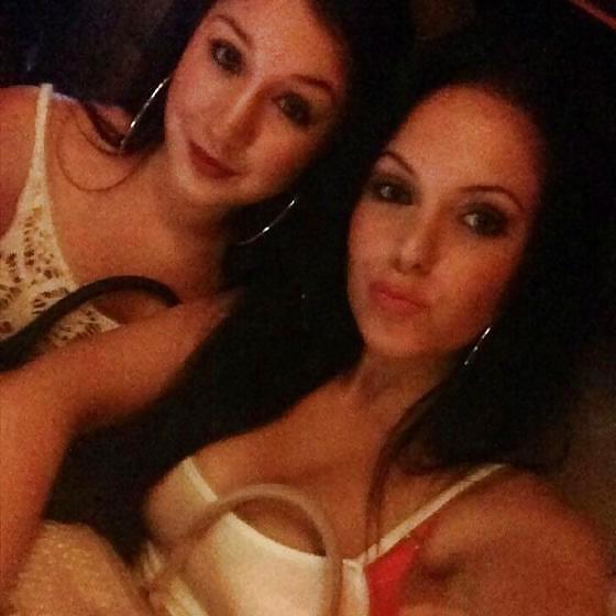 15P Busty Amatuer 57