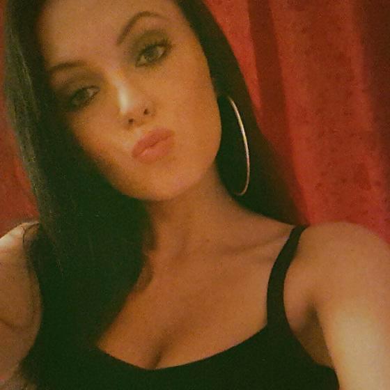 15P Busty Amatuer 57