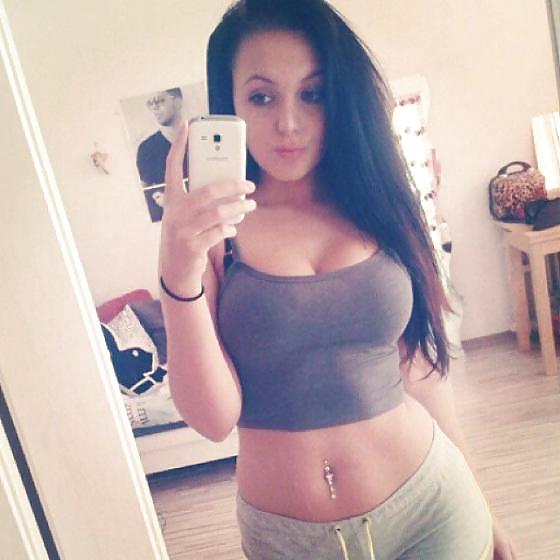 15P Busty Amatuer 57