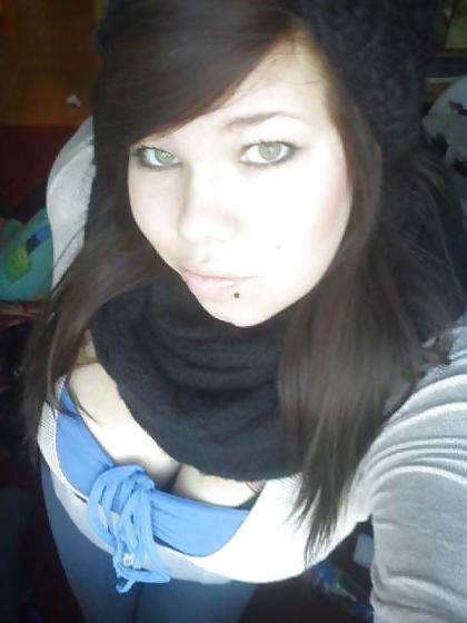 10P Busty Amatuer 53