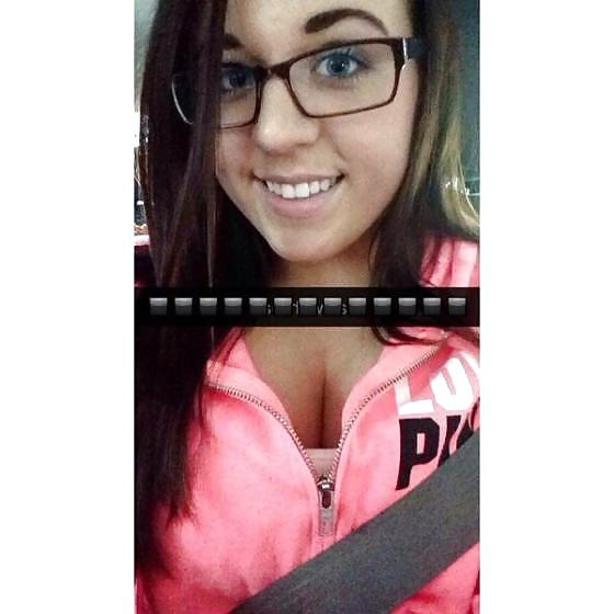 8P Busty Amatuer 54