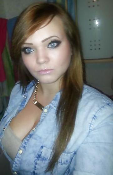 16P Busty Amatuer 56