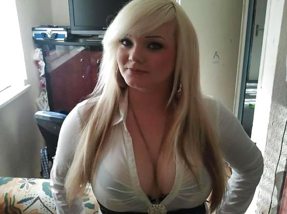16P Busty Amatuer 56