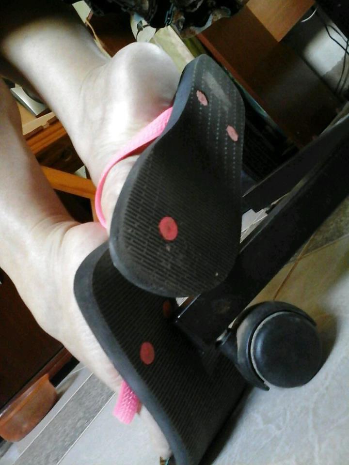 20P PEZINHOS COM HAVAIANAS