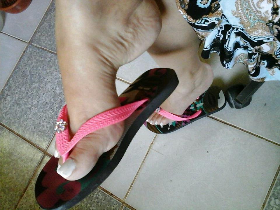 20P PEZINHOS COM HAVAIANAS