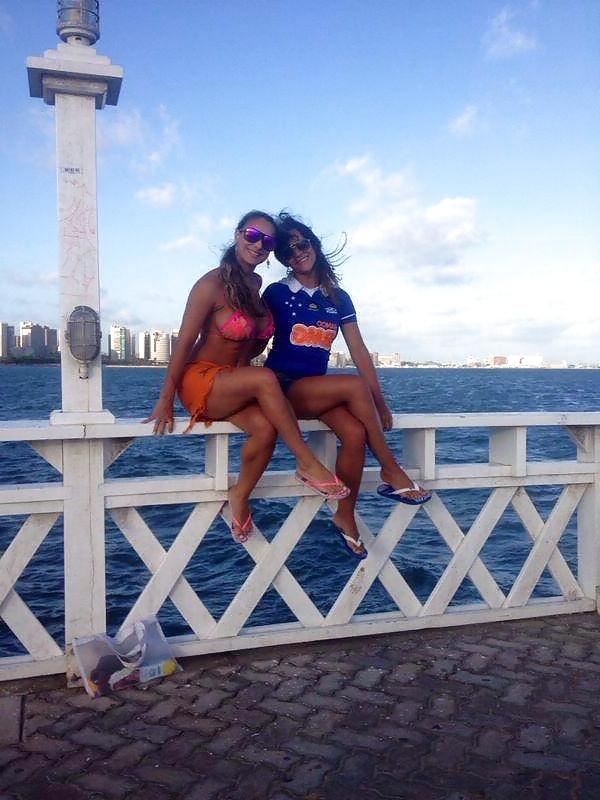 20P GOSTOSAS DE HAVAIANAS