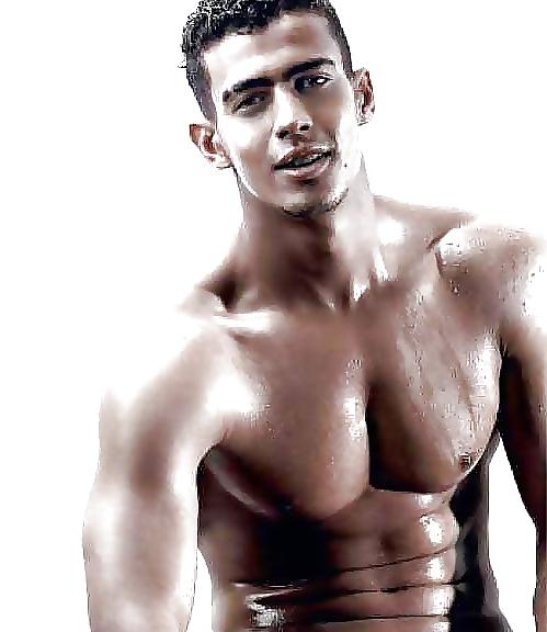 25P Moroccan Men Have Bigger Dick Than The Others