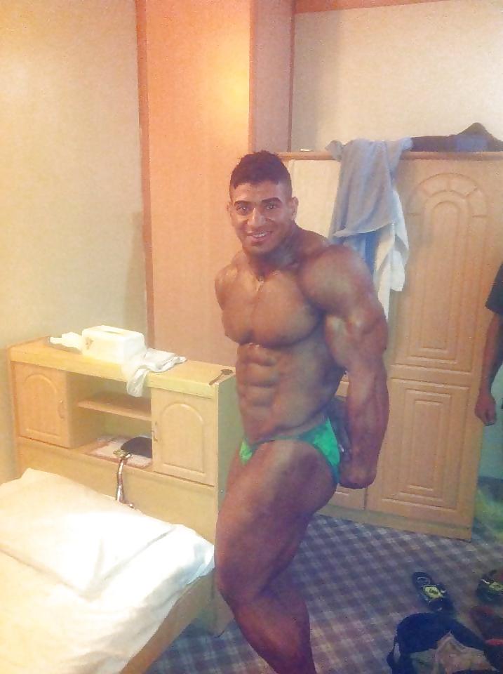 25P Moroccan Men Have Bigger Dick Than The Others