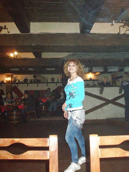 25P VIP whore with a little ass