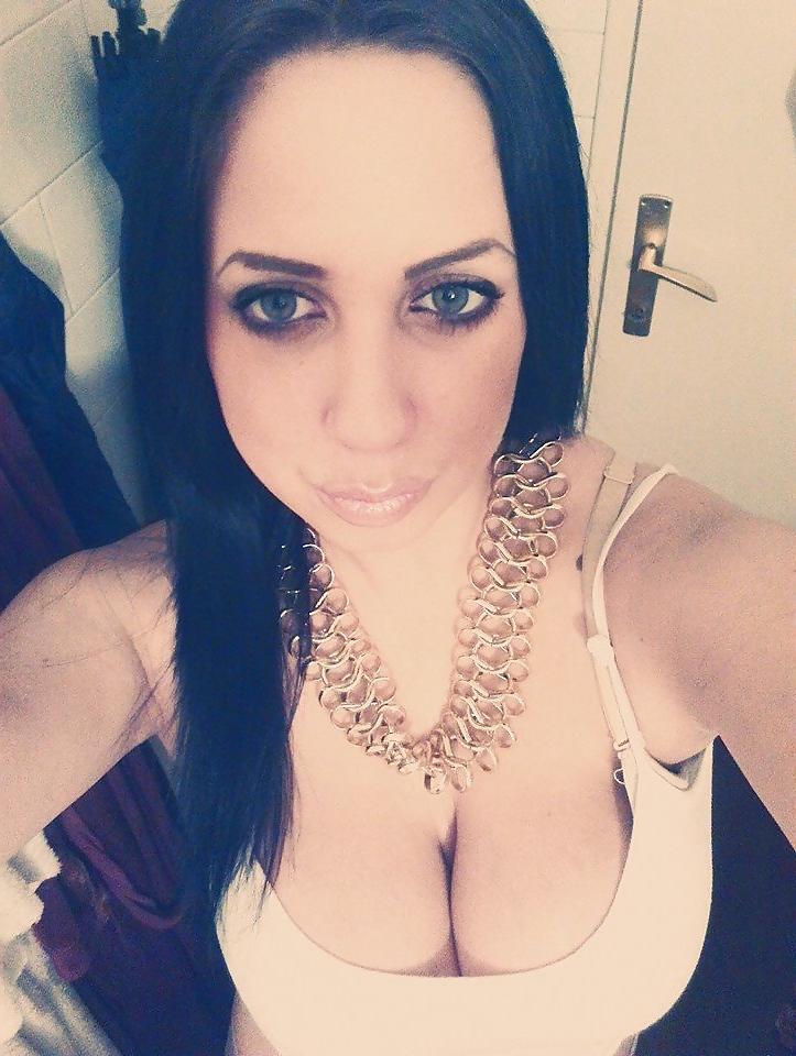 22P Serbian slut !