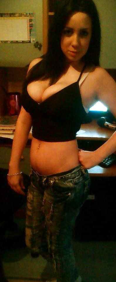 22P Serbian slut !