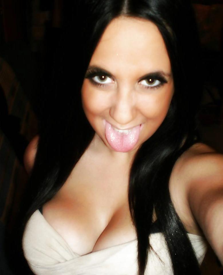 22P Serbian slut !