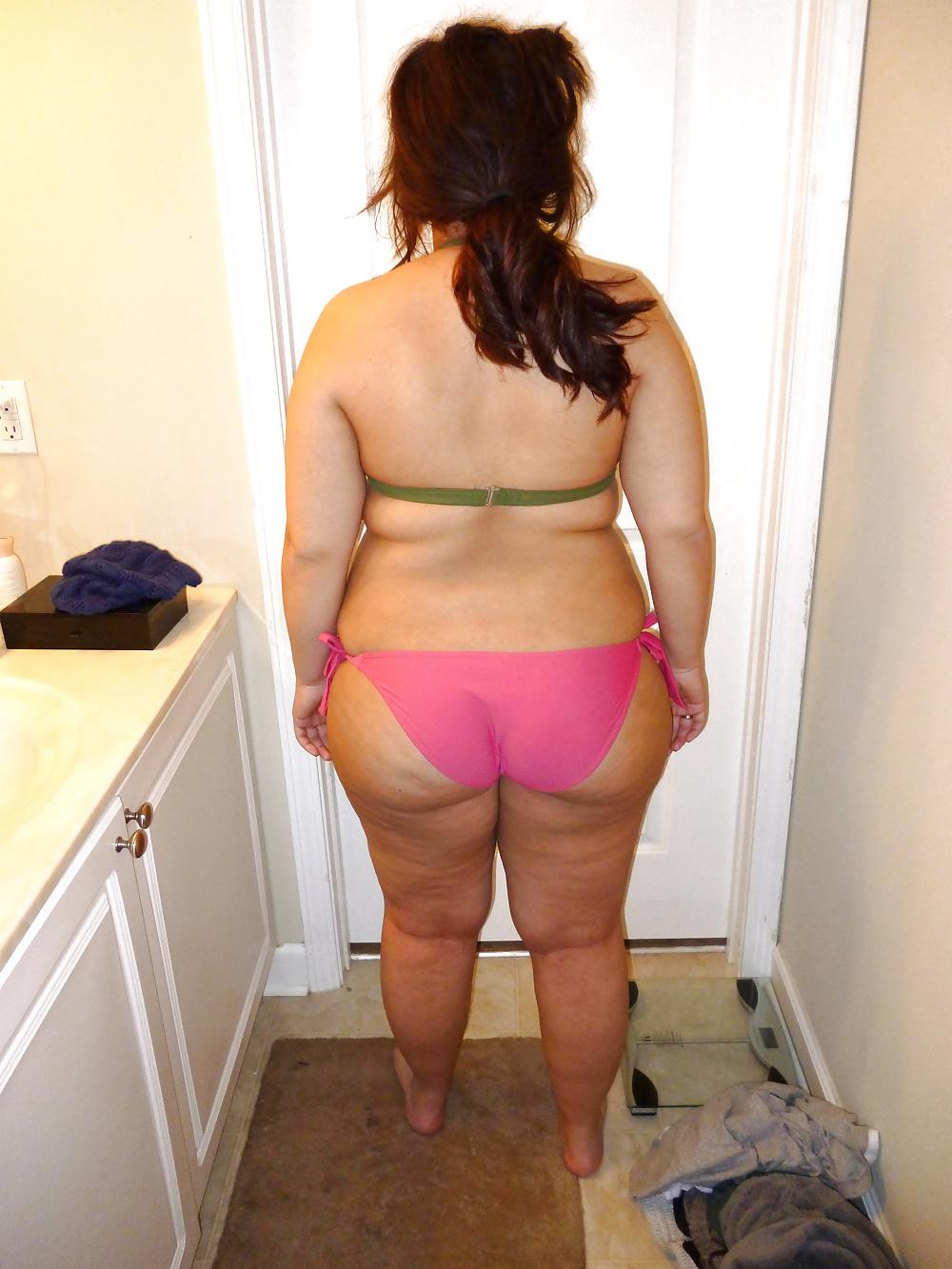 11P A Shy Thick Latina