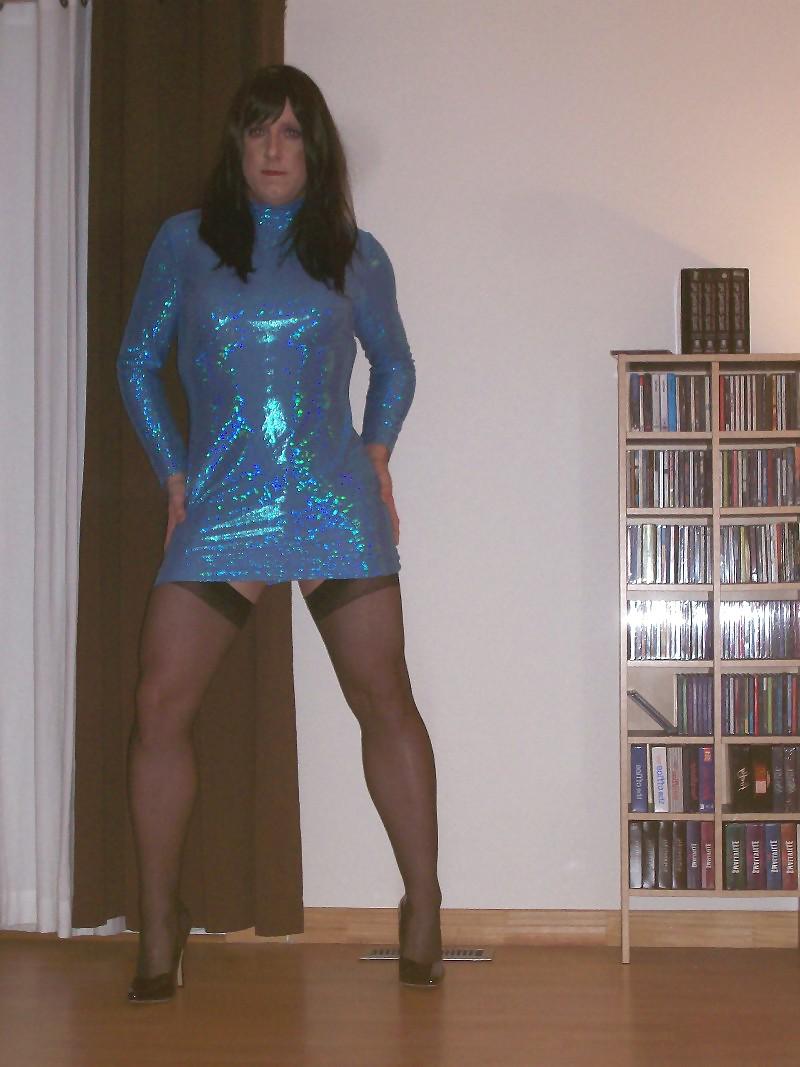 8P Blue Dress