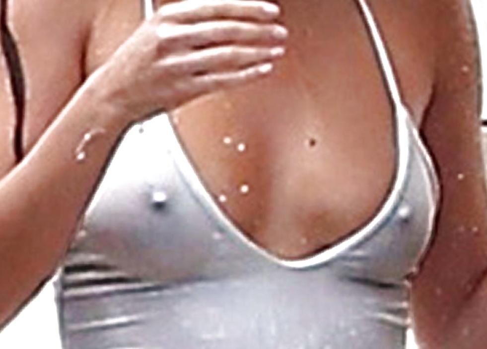 15P Selena Gomez - Perfect Ass in a Swimsuit