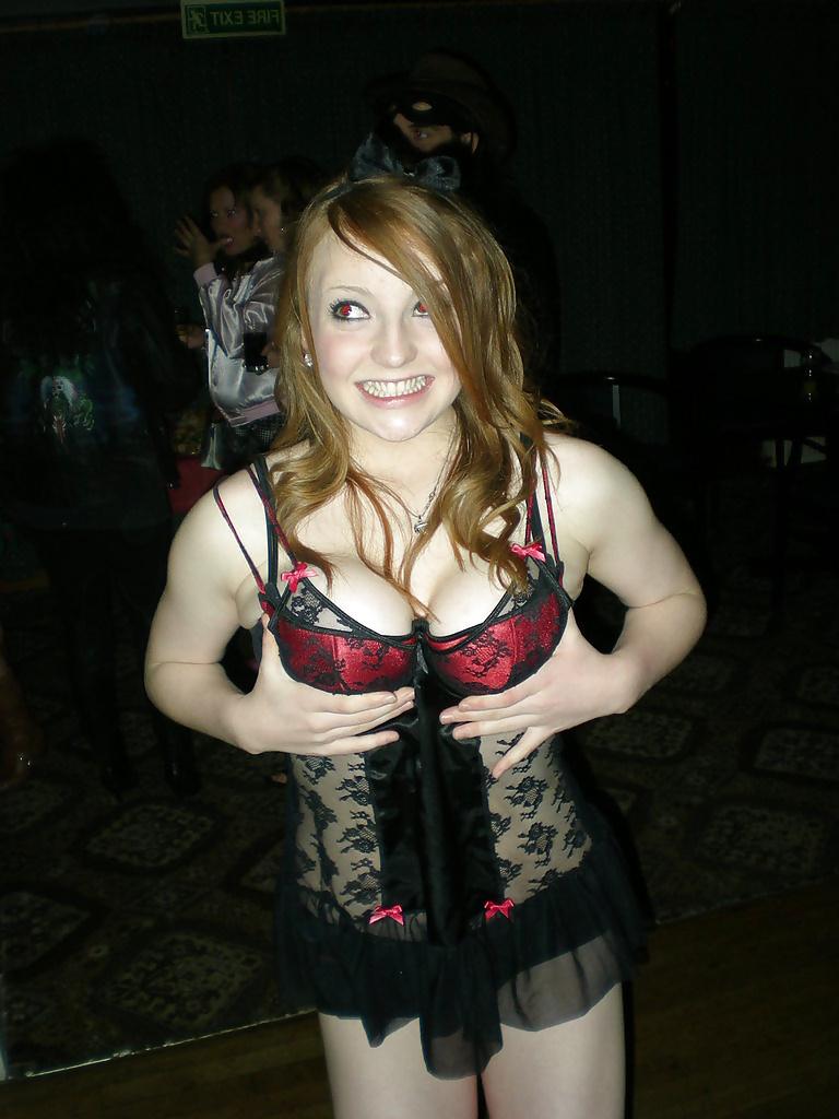 25P Costume girls 2