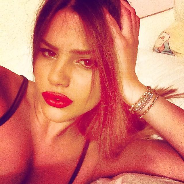 25P Serbian slut Zorana