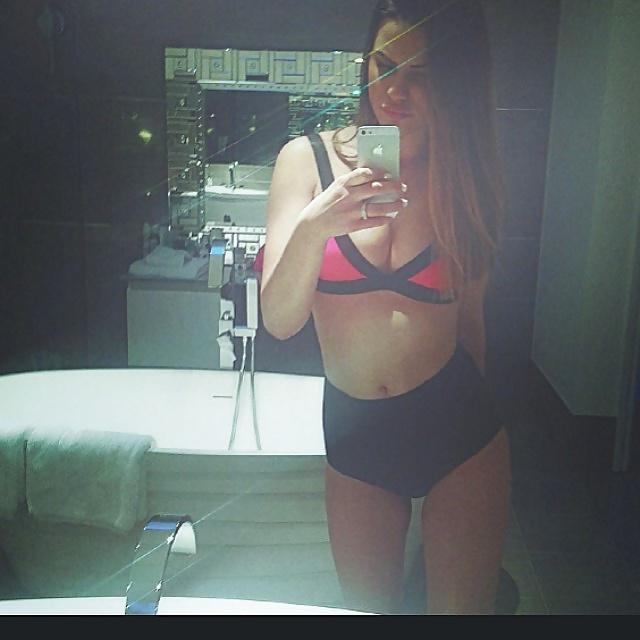 25P Serbian slut Zorana