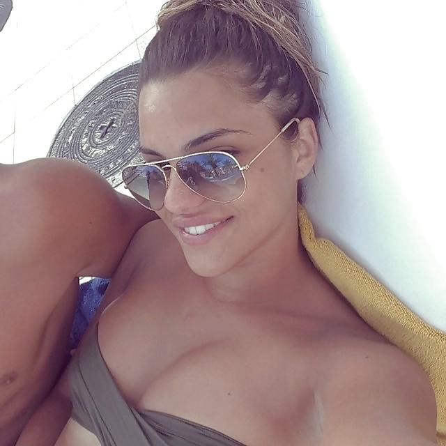 25P Serbian slut Zorana