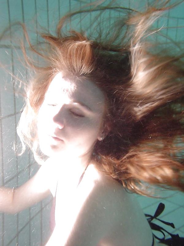 15P Underwater - The little mermaid 6
