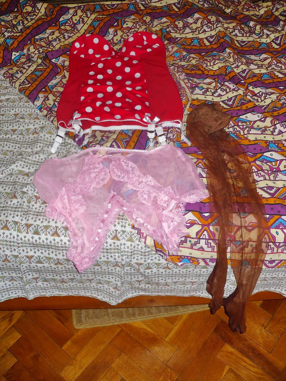 25P Pushuna's full body girdle and cucumber