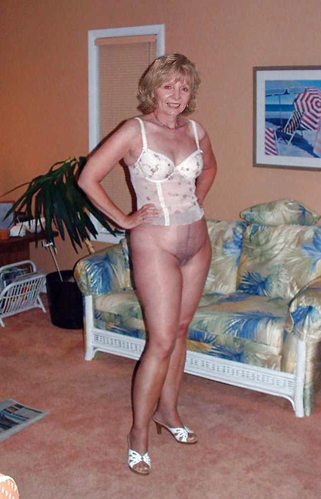 24P Granny pantyhose 5 IBSTROKING!!!!!!!