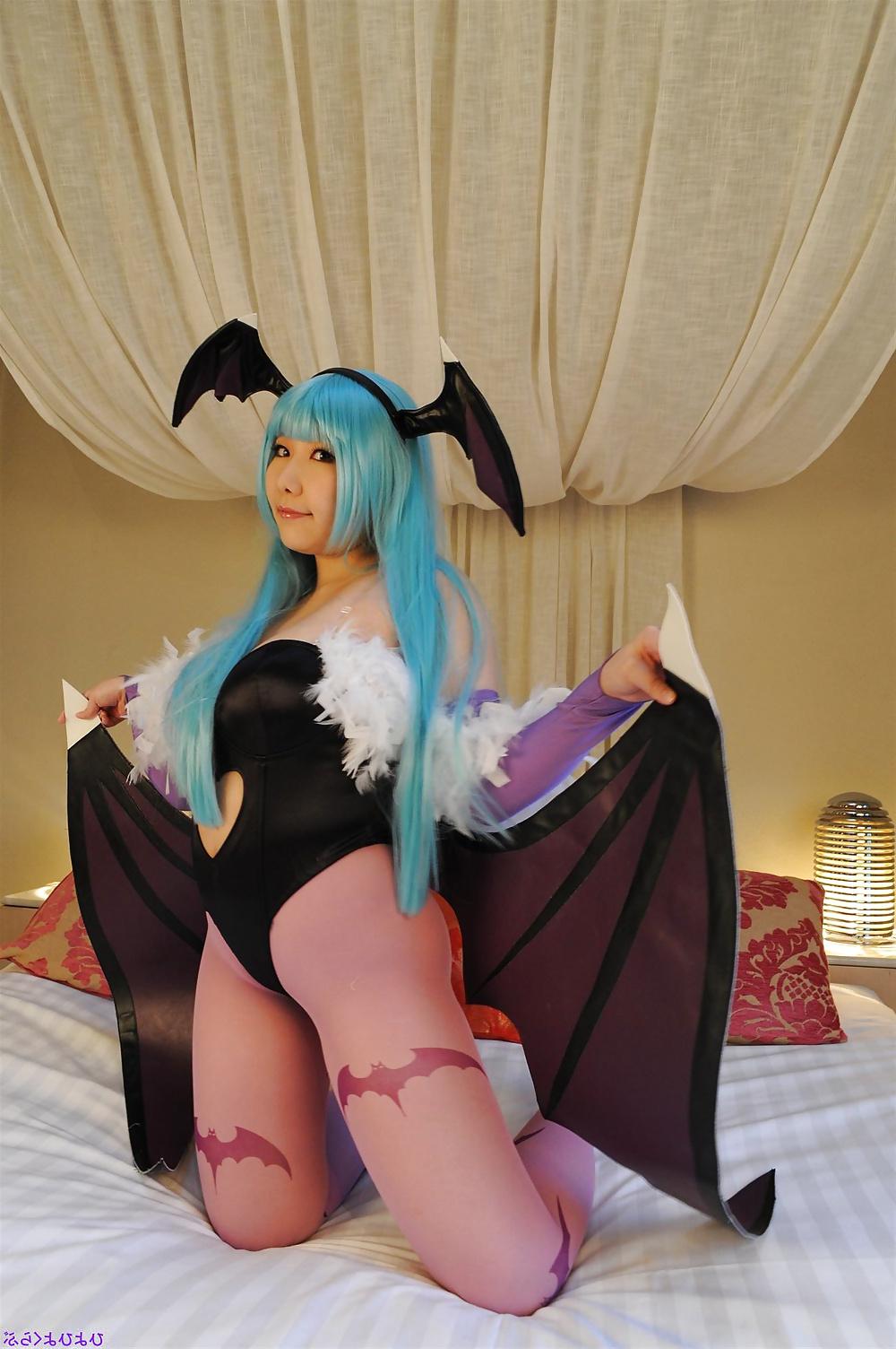 25P Sexy Cosplay - Morrigan