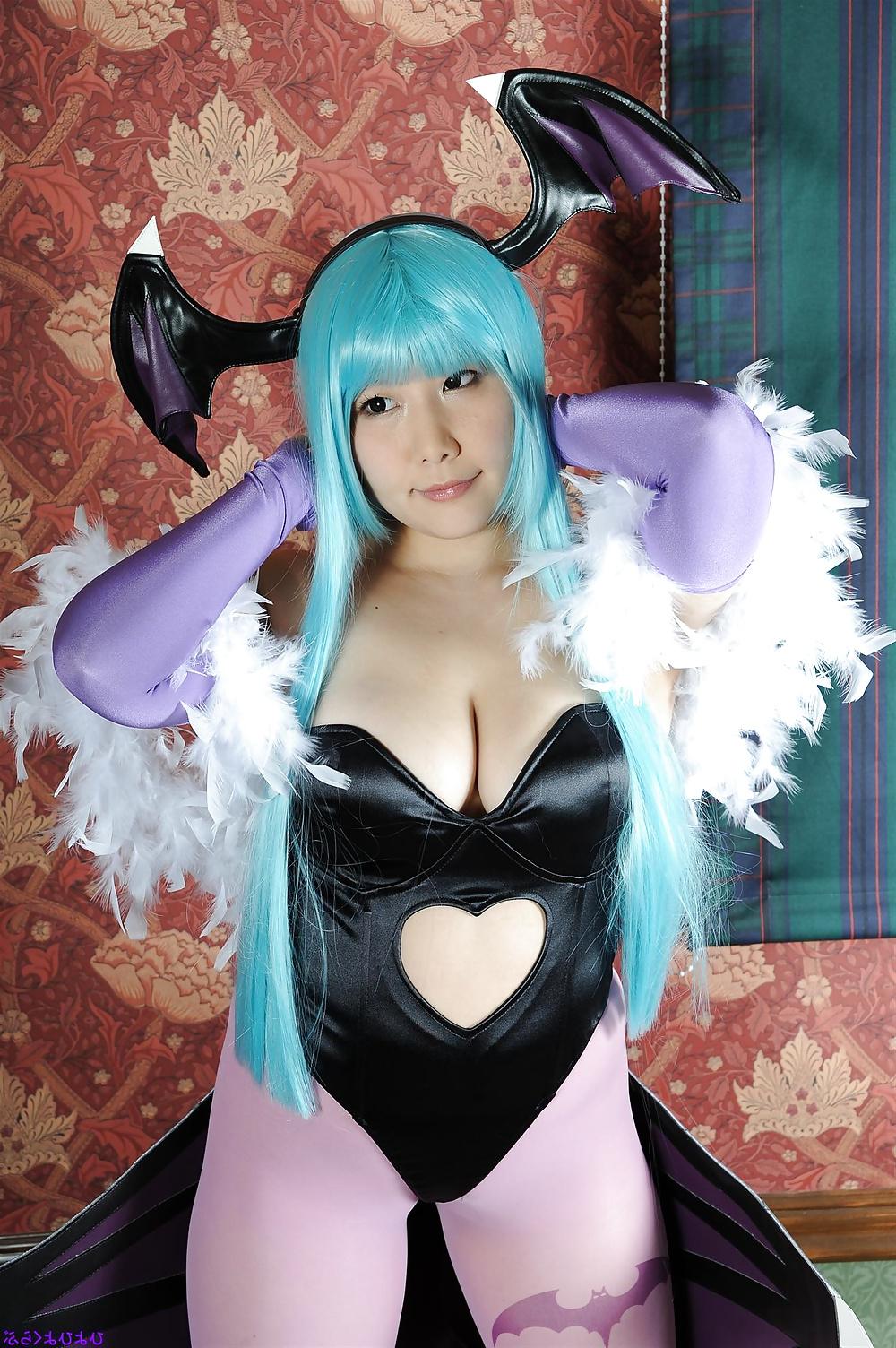 25P Sexy Cosplay - Morrigan