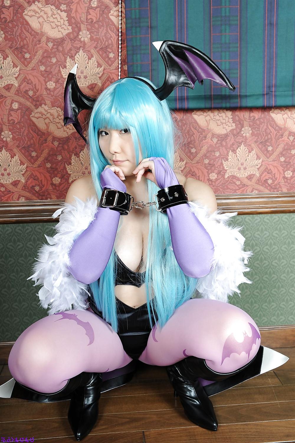 25P Sexy Cosplay - Morrigan