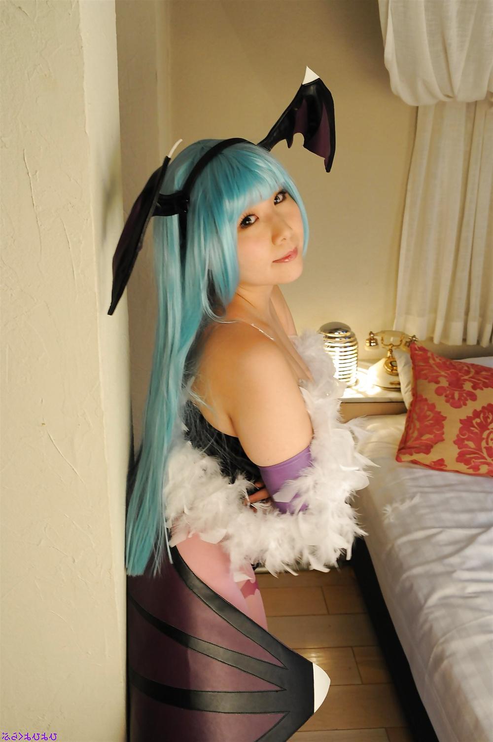 25P Sexy Cosplay - Morrigan
