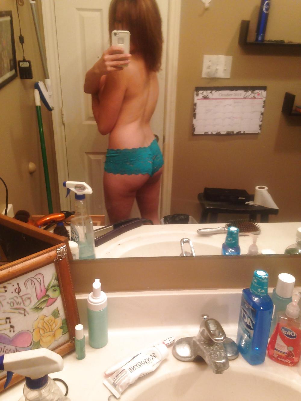 25P Girl with hot body