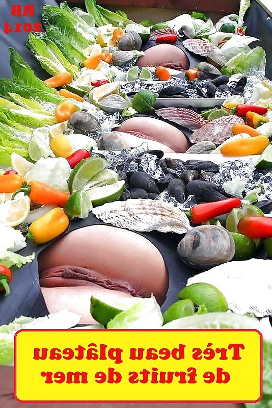 25P French Captions 22 RB