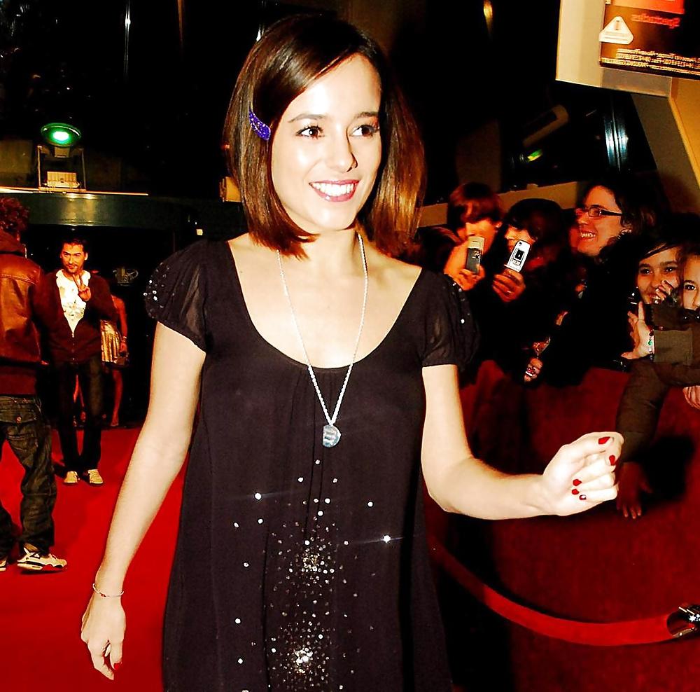 11P Alizee french singer