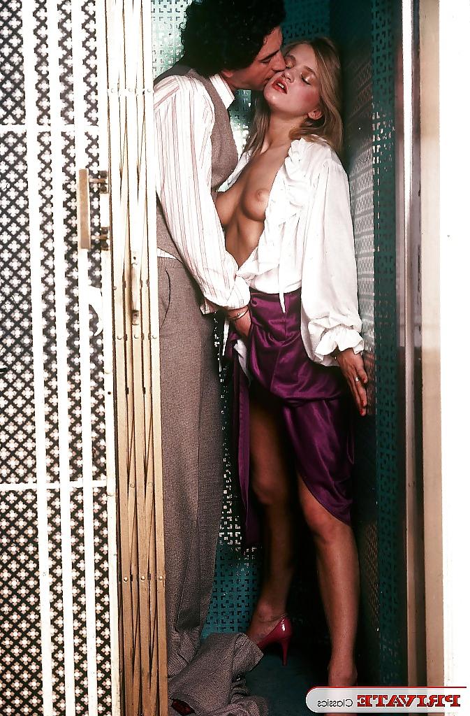 25P SH Retro Hottest Of Under Her Skirt And Dress 3