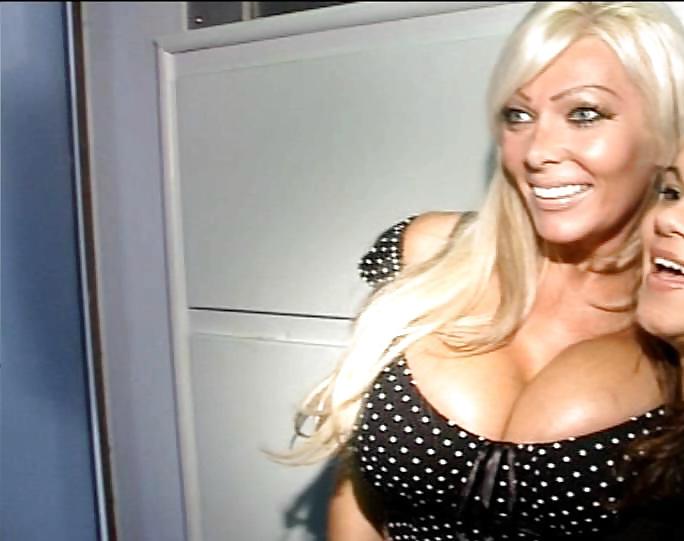 21P Lea - busty MILF with huge tits