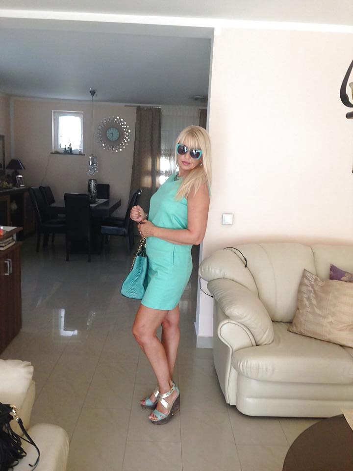 23P Serbische MILF 2