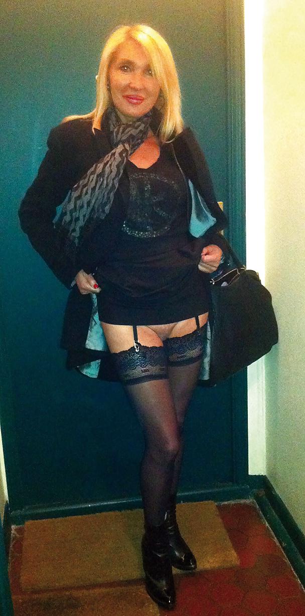25P Lisa-Mature French Wife