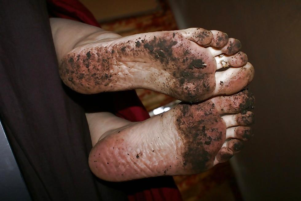 11P Feet: Dirty Soles #53