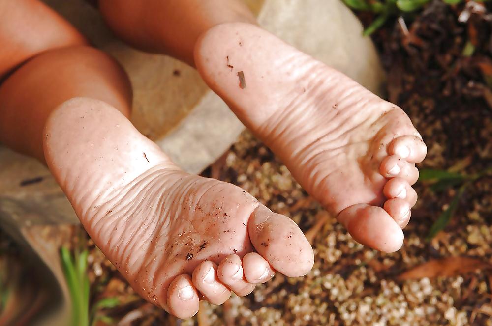 15P Feet: Dirty Soles #57