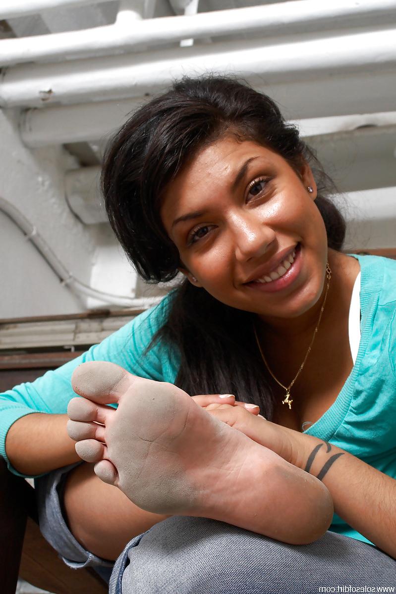10P Feet: Dirty Soles #50