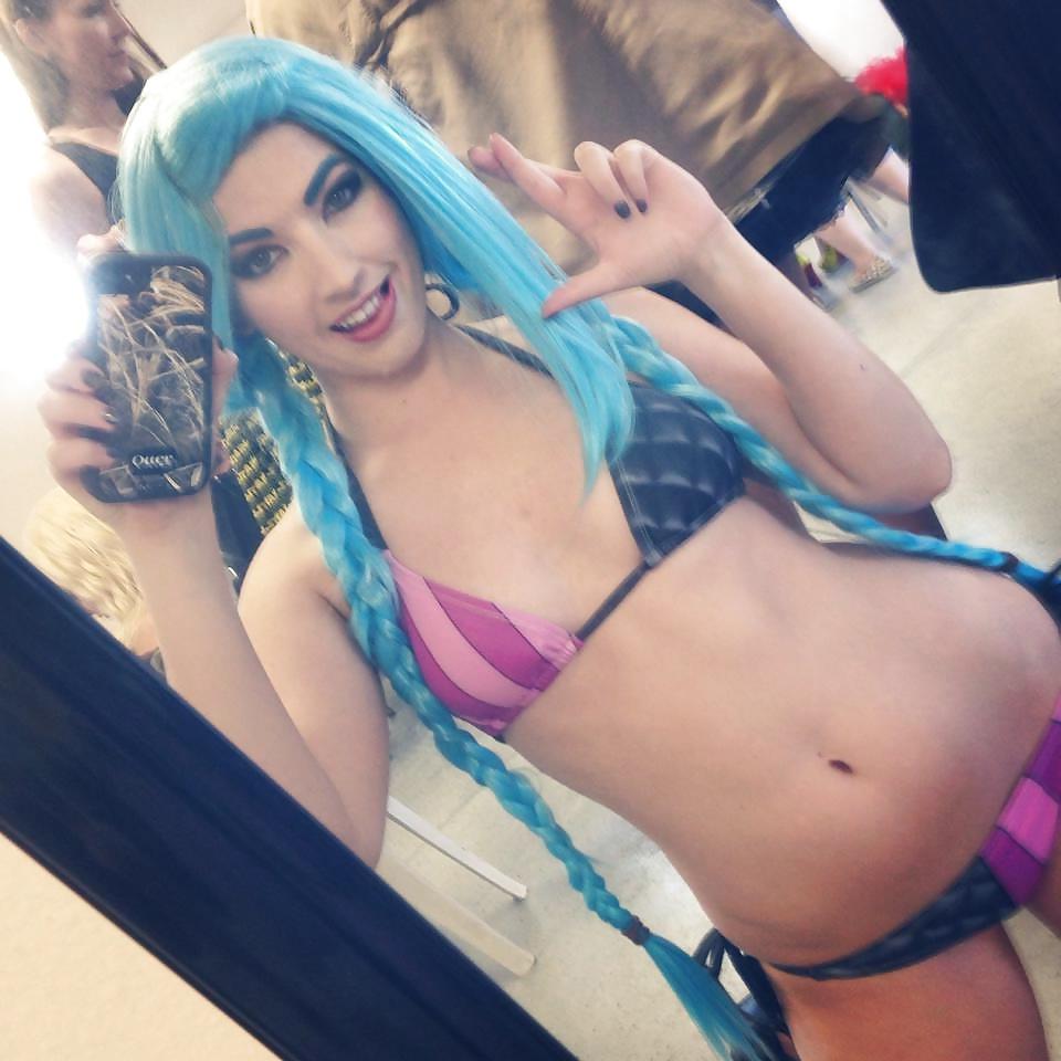 14P Cute cosplay: League of Legends - Jinx