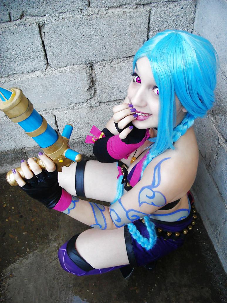 14P Cute cosplay: League of Legends - Jinx