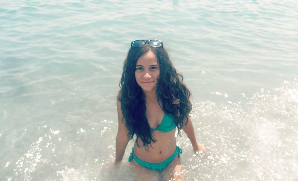 22P Young Serbian teen Mia - Klinkica Mia