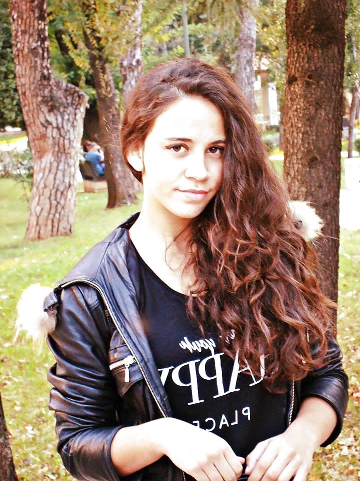 22P Young Serbian teen Mia - Klinkica Mia