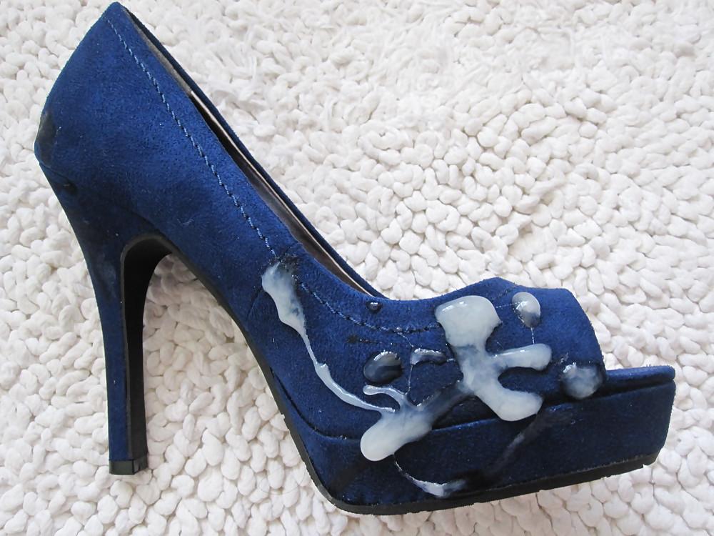 20P Blue Suede High Heel Shoes