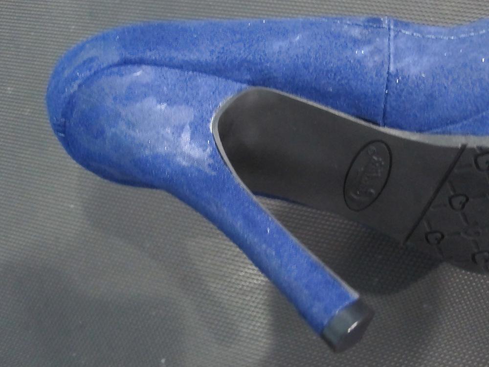 20P Blue Suede High Heel Shoes